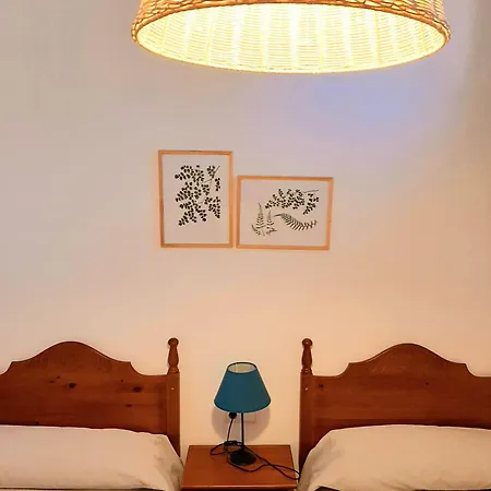 Apartment Masia De San Juan - Casas Numero 2 Y 4, Con Piscina En Masia Fortificada